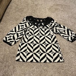 Black and cream long sleeve blouse